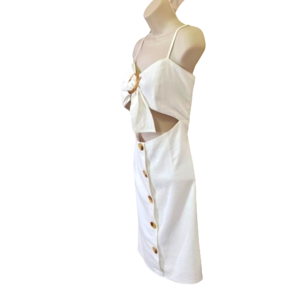 SABO Skirt Bella White Cut-Out Dress with Beige Button Detail, Large,NWT - Picture 3 of 16